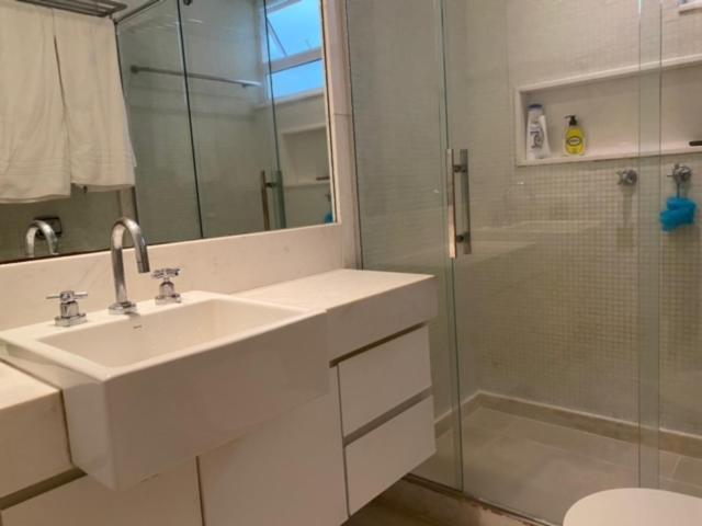 Apartamento Leblon Raridade Na Quadra Da Com Garagem E Jardim De Inverno Río de Janeiro